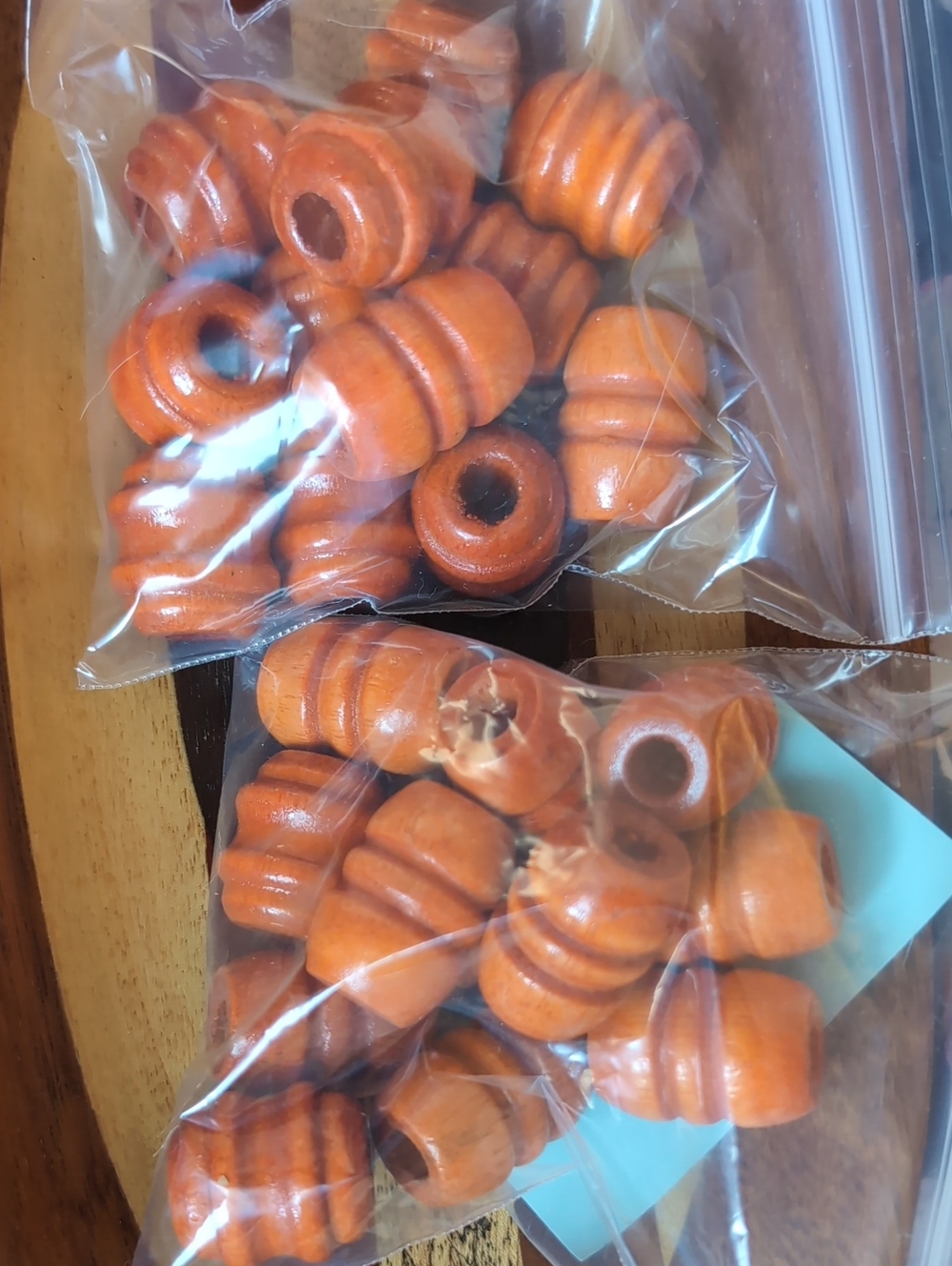 Vintage 1970s Dark Orange Pumpkin Wood Beads (24pc) – 28mm Ribbed Mandarin Bead
